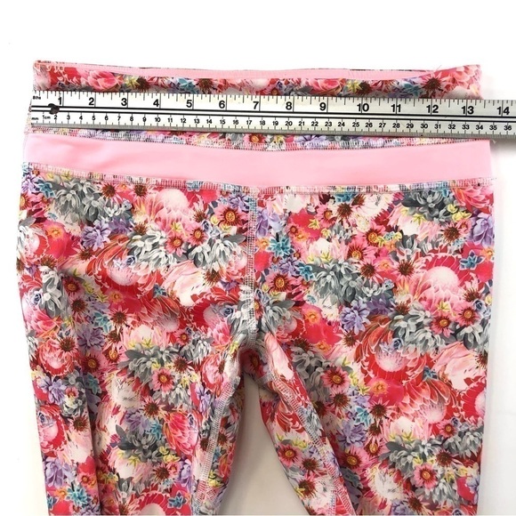 Lululemon RunInspire Crop II Luxtreme Flowabunga Multi pink Bleached crop Capri - Picture 11 of 14